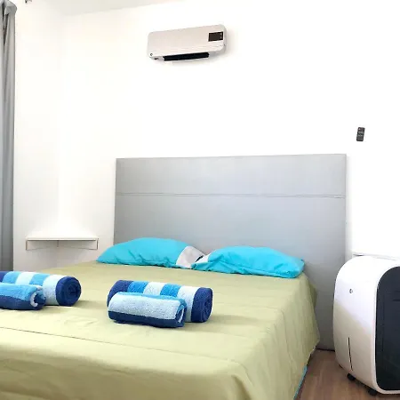 One Bedroom Bungalow With Shared Pool Enclosed Garden And Wifi At Silves