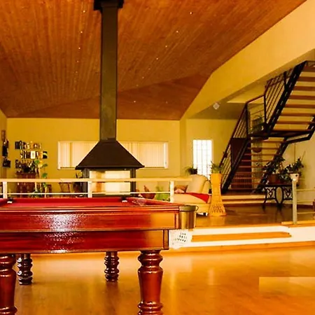 Casa vacanze One Bedroom Bungalow With Shared Pool Enclosed Garden And Wifi At