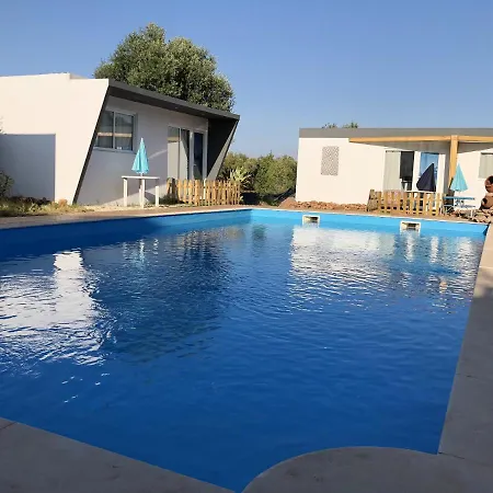 بيت للعطل One Bedroom Bungalow With Shared Pool Enclosed Garden And Wifi At
