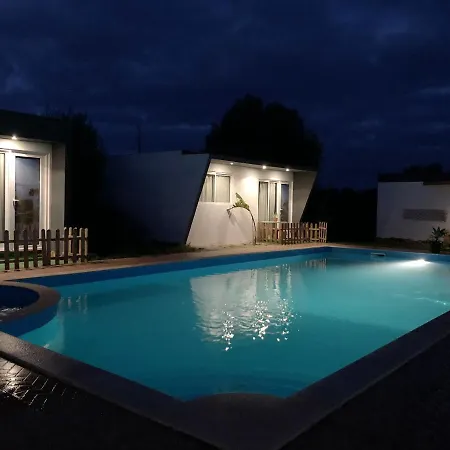 One Bedroom Bungalow With Shared Pool Enclosed Garden And Wifi At بيت للعطل