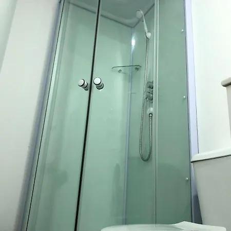 One Bedroom Bungalow With Shared Pool Enclosed Garden And Wifi At *